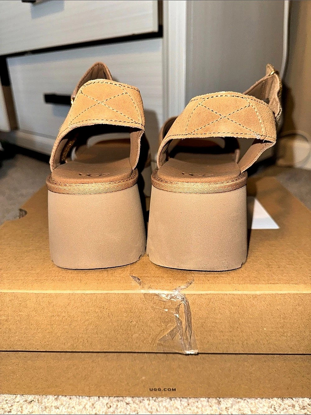 UGG New Heights Ankle Strap Wedge Sandals Brown US 8 - Picture 5 of 6